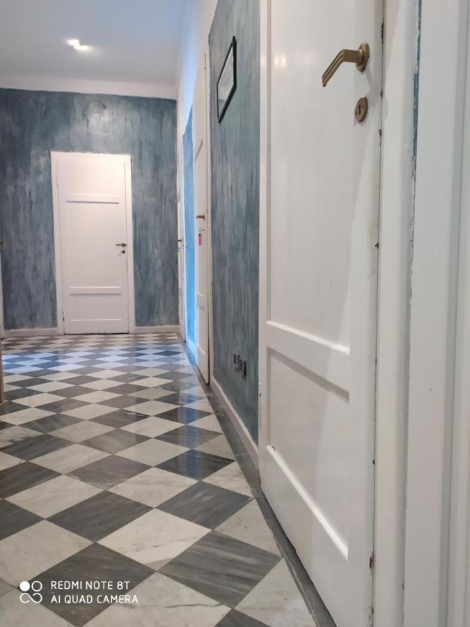 Casa Calathea Hotel Ливорно Екстериор снимка